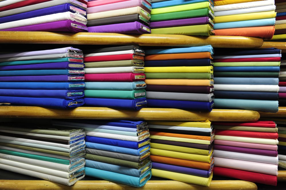 Tipos de tecido: o que você precisa saber na hora de comprar roupas
